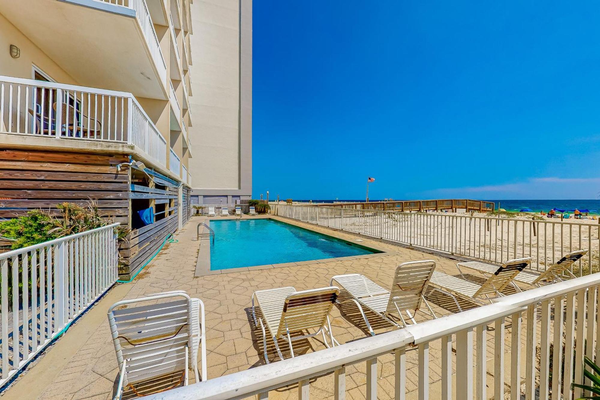 Caribbean Condominiums Gulf Shores Room photo